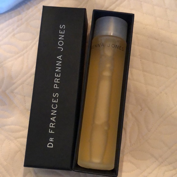 Dr. Frances Prenna Jones Other - Dr. Frances Prenna Jones Formula Exfoliating Skin Tonic 5.5 fl oz. New in box